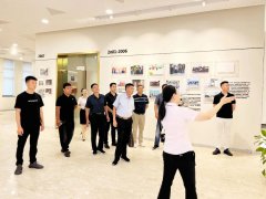 <b>参观交流，赋能成长</b>