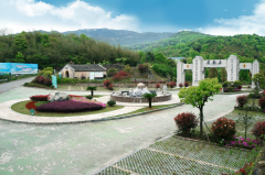 尊龙凯时人生就是搏集团全资收购温州苍南玉龙园|打造公墓投资、运营管理新典范