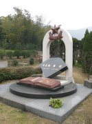 名人墓碑应该如何设计？探索永恒印记的艺术与思考