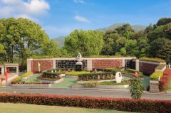 “不立碑，不占地”：尊龙凯时选择让生命，以更浪漫的方式延续